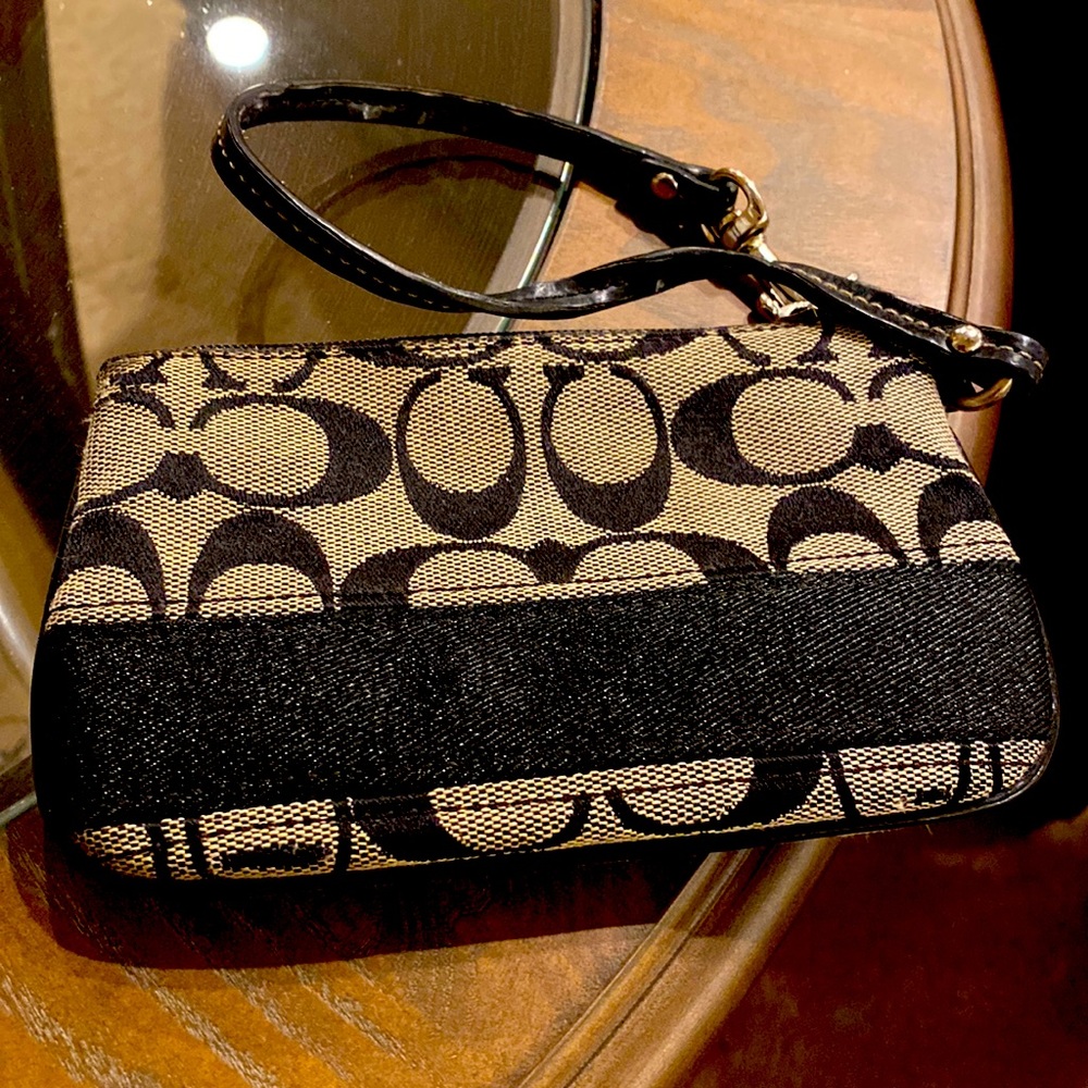 COACH SIGNATURE WALLET